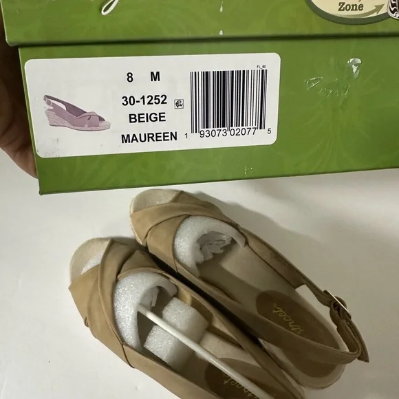 Easy Street Womens Maureen Wedge Sandals Size 8 - Picture 7 of 7